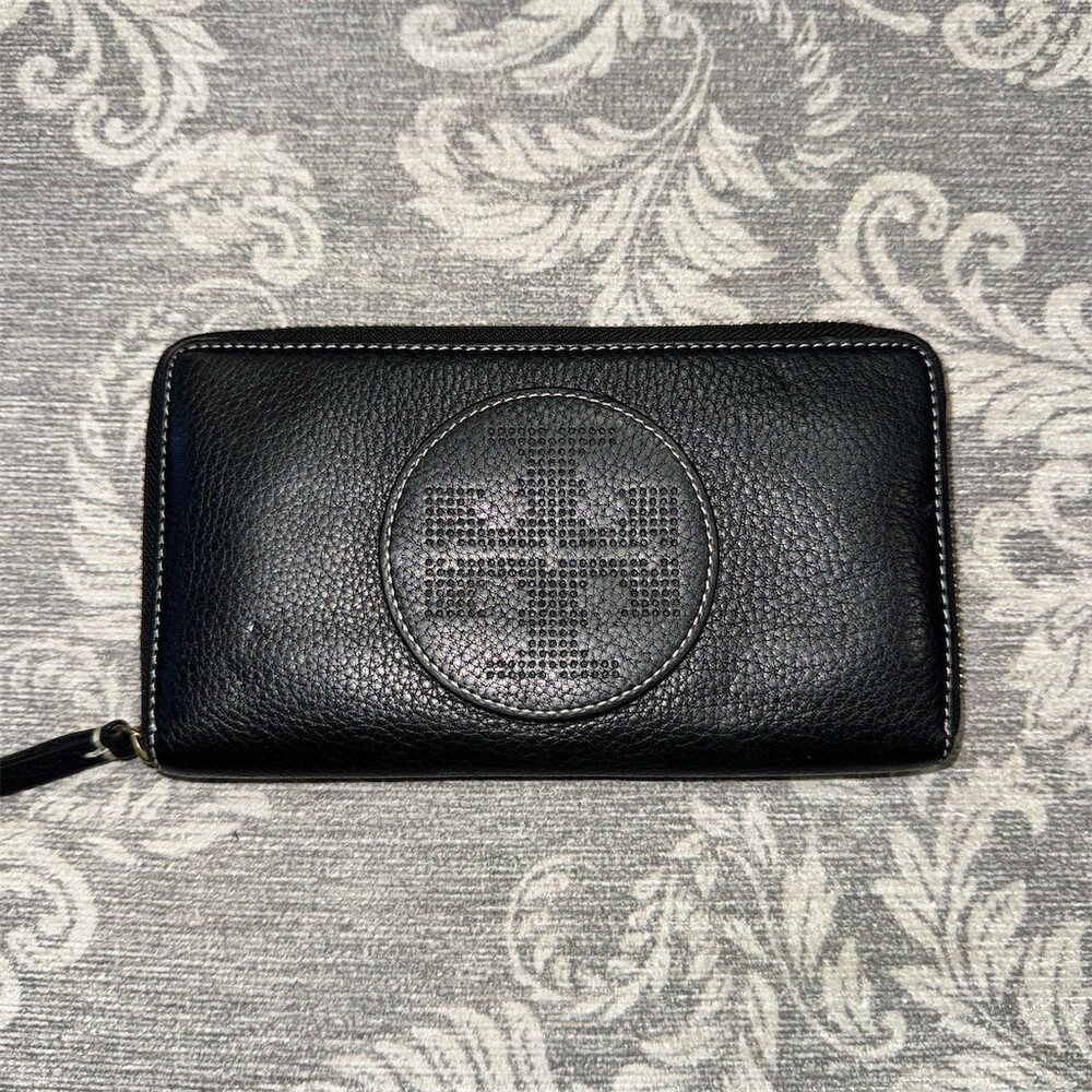Tory Burch Wallet Womens One Size Black Zip-Around Wristlet Perforated